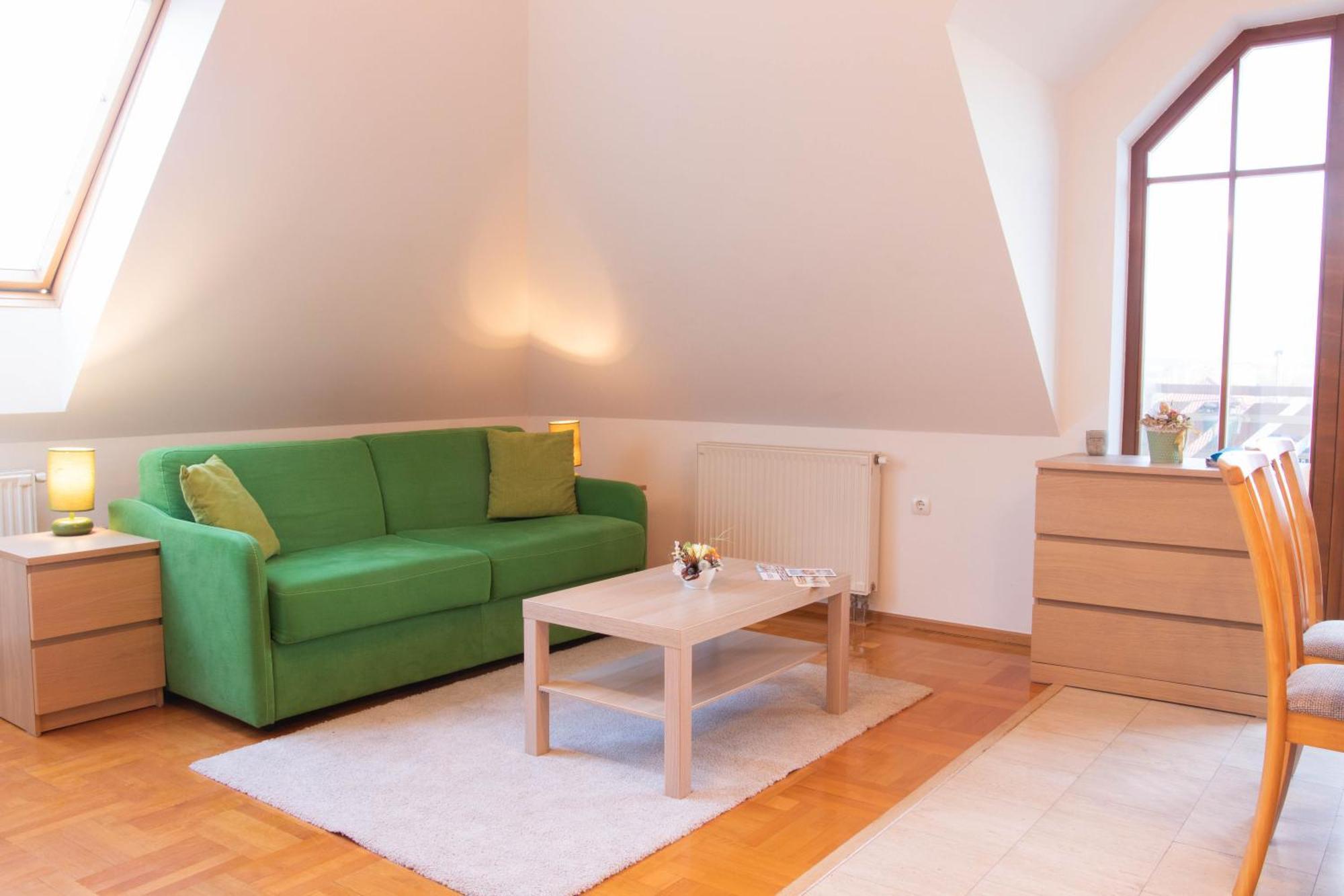 Gardonyi Apartman Lejlighed Eger Eksteriør billede