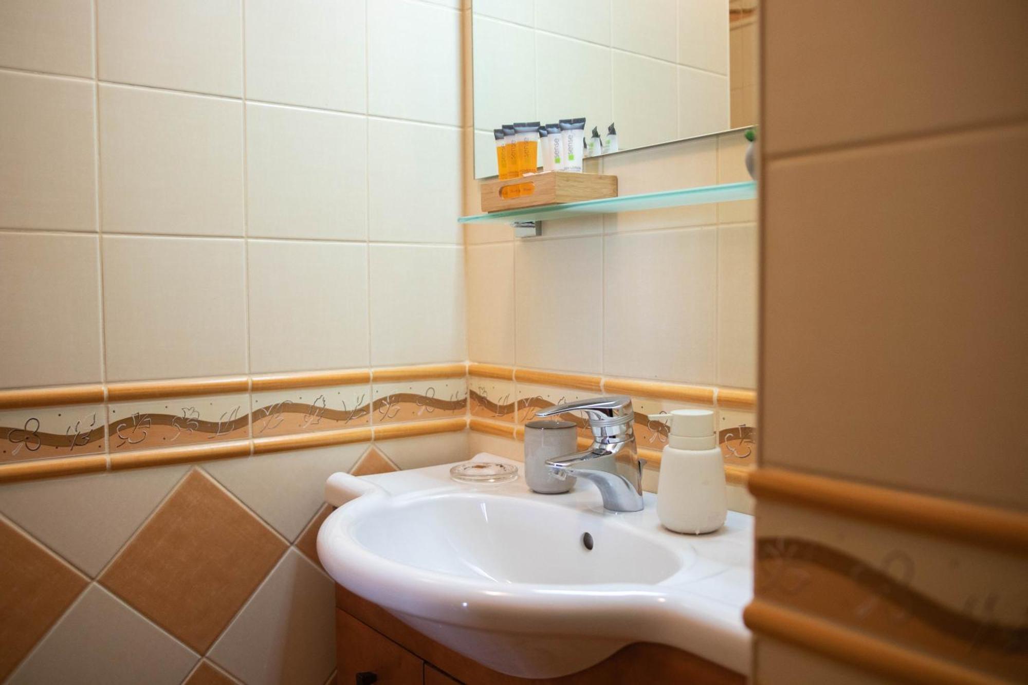 Gardonyi Apartman Lejlighed Eger Eksteriør billede